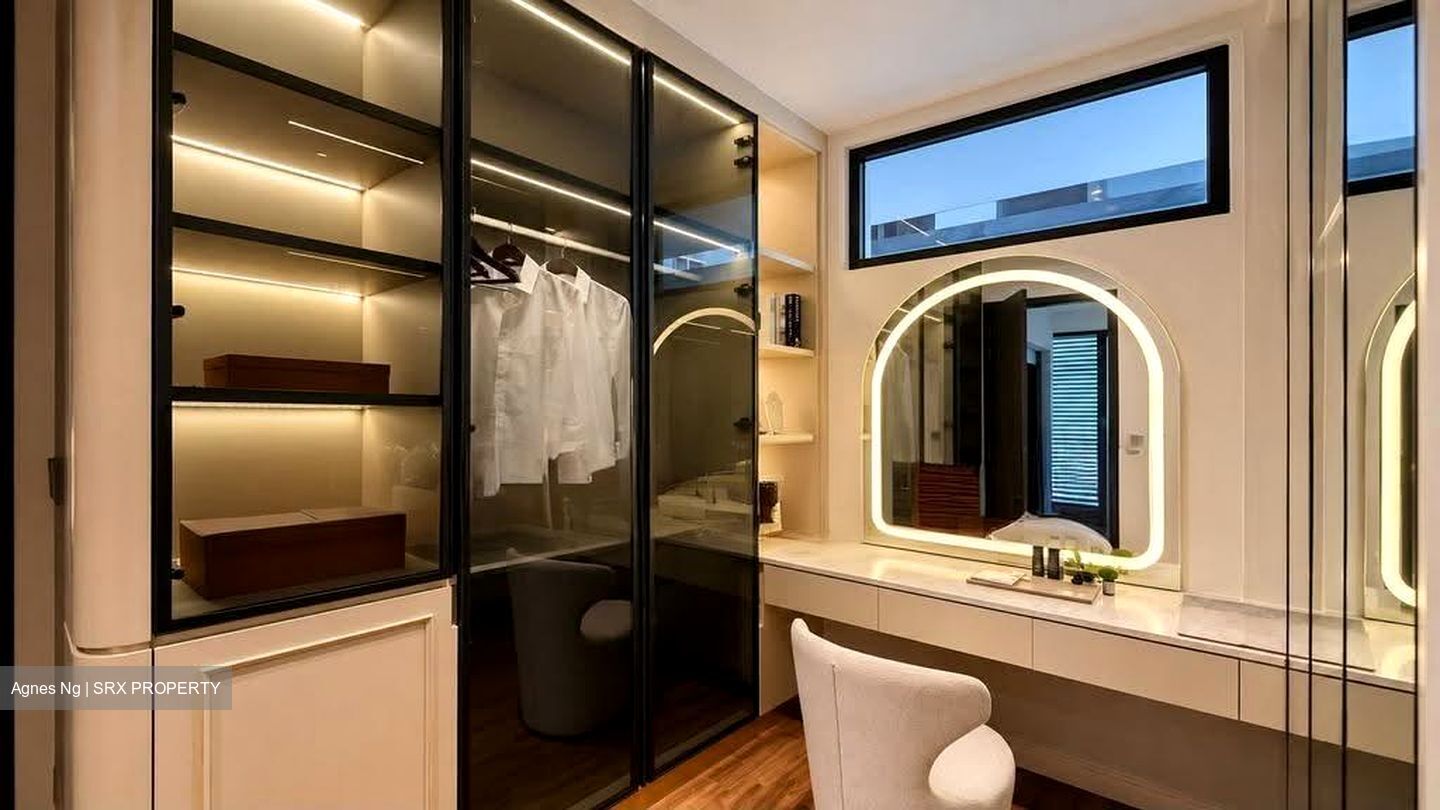 Loyang Besar Close (D17), Semi-Detached #608361901